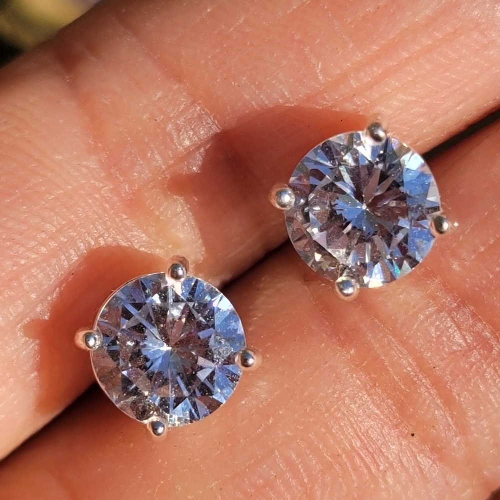 Solitaire brilliant cut 7mm CZ diamond prong set silver studs earrings